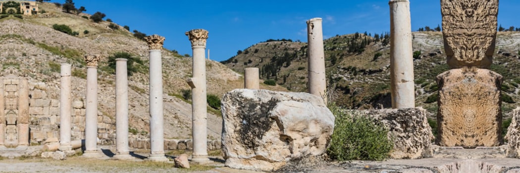 Pella