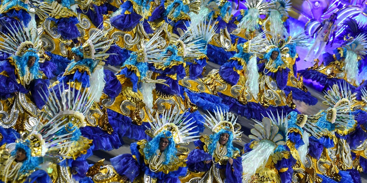 https://blog.logitravel.fr/wp-content/uploads/2019/02/carnaval-rio.jpg