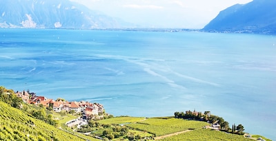 Route du Lac Léman au pied des Alpes Route du Lac Léman au pied des Alpes