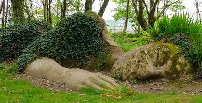 Route dans les Jardins et les Champs Anglais Route dans les Jardins et les Champs Anglais