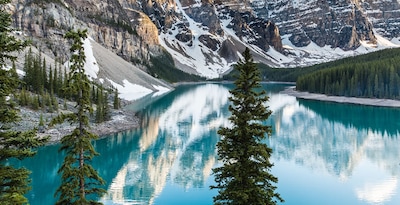 Route dans les Grands Parcs de l’Ouest Canadien Route dans les Grands Parcs de l’Ouest Canadien