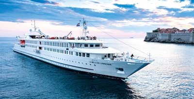 Croisière Croatie et Monténégro à bord du MV La Belle de lAdriatique Croisière Croatie et Monténégro à bord du MV La Belle de lAdriatique