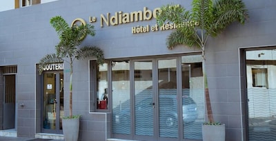 Le Ndiambour Hôtel Et Résidence