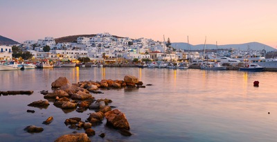Circuit Au Fil des Cyclades : Éclats d'Îles et Lumières d'Égée Circuit Au Fil des Cyclades : Éclats d'Îles et Lumières d'Égée
