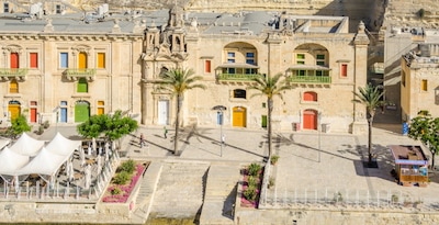 Circuit Couleurs de Malte - hôtel Qawra Palace **** Circuit Couleurs de Malte - hôtel Qawra Palace ****