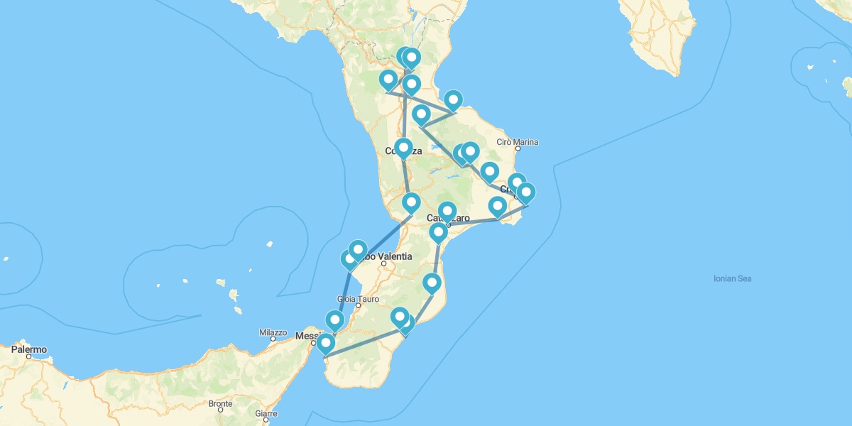 Route à travers la Région de Calabre