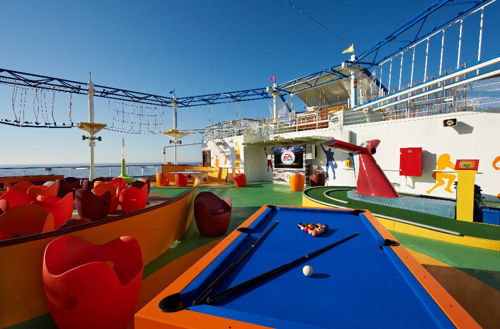 Photo Carnival Breeze35