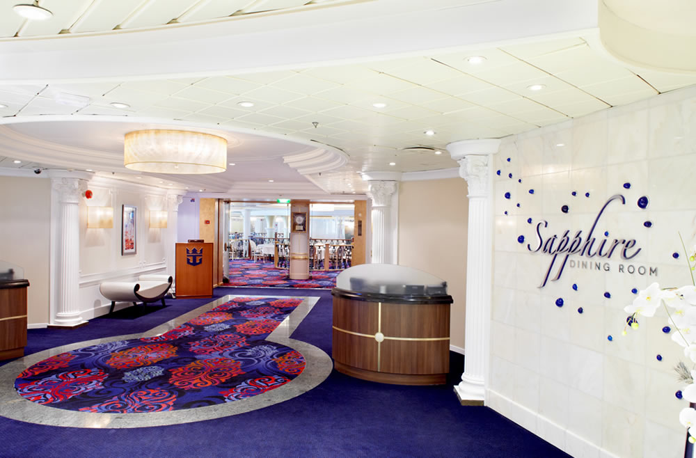 Photo Voyager of the Seas11