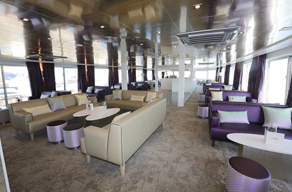 Salon Bar 2