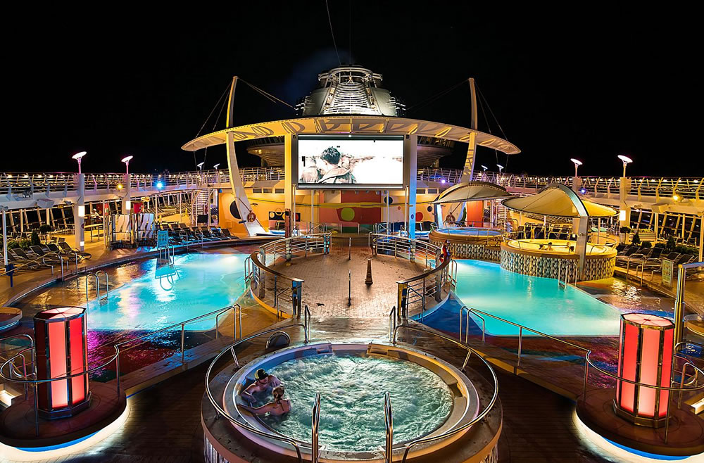 Photo Explorer of the Seas17