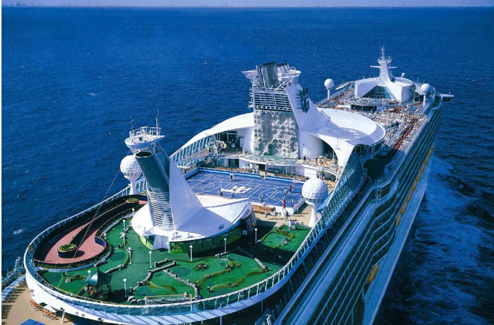 Photo Voyager of the Seas10