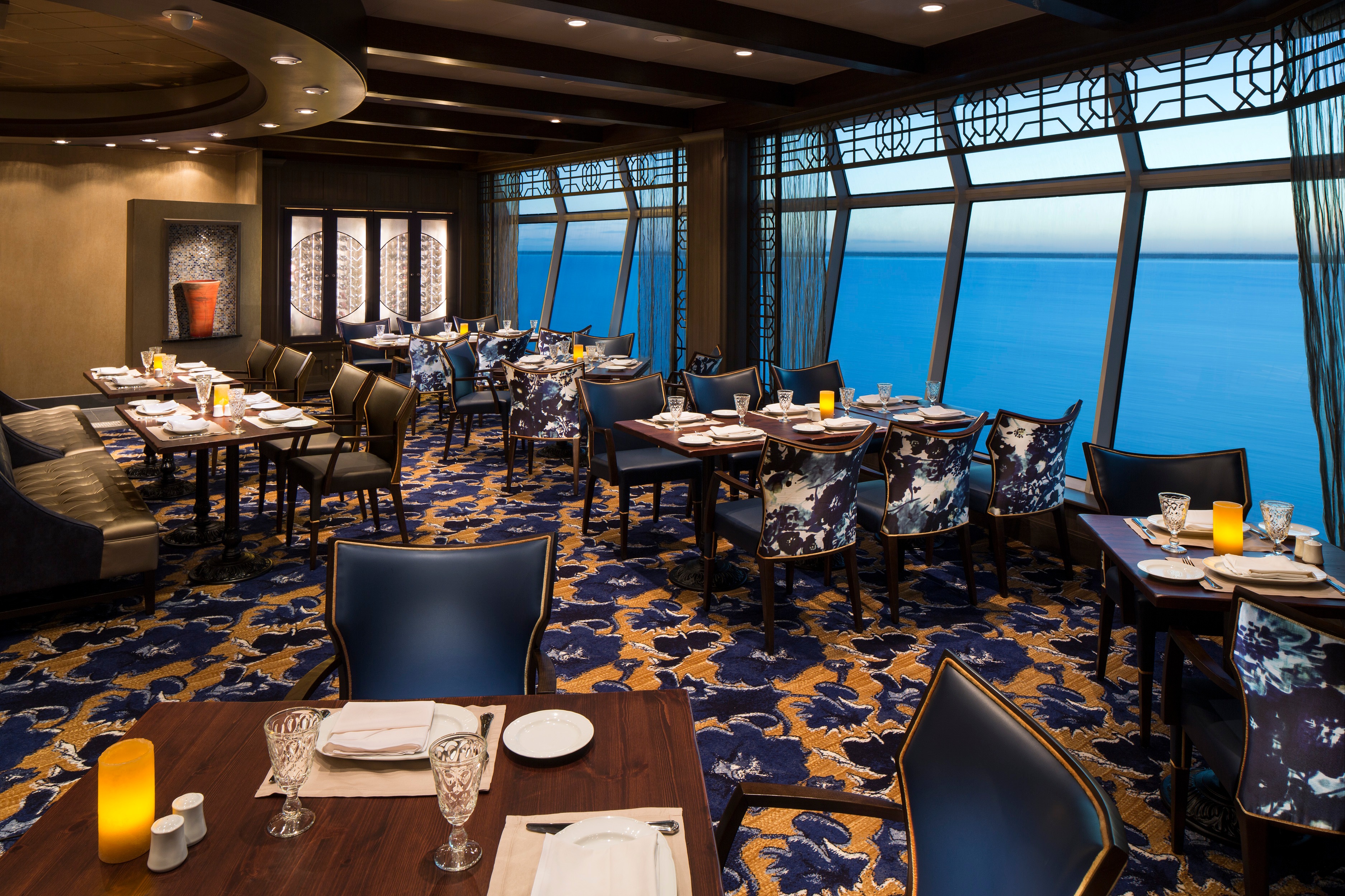 Photo Navigator of the Seas12