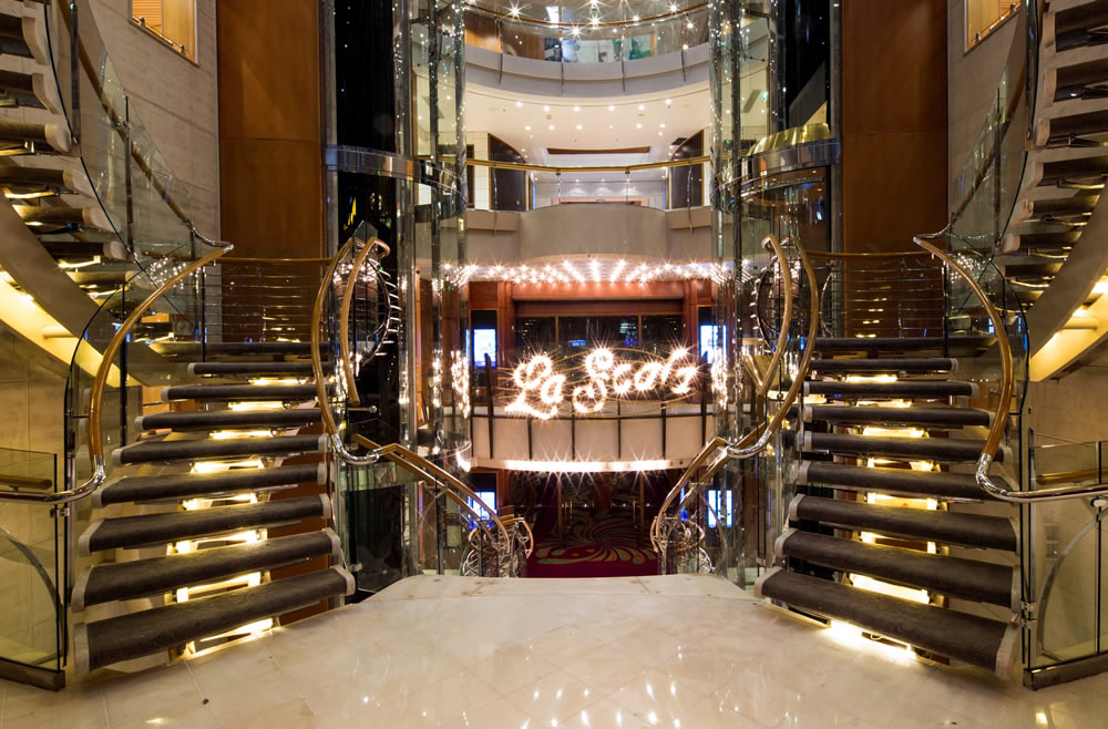 Photo Voyager of the Seas18