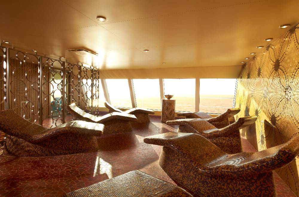 Photo Carnival Breeze14