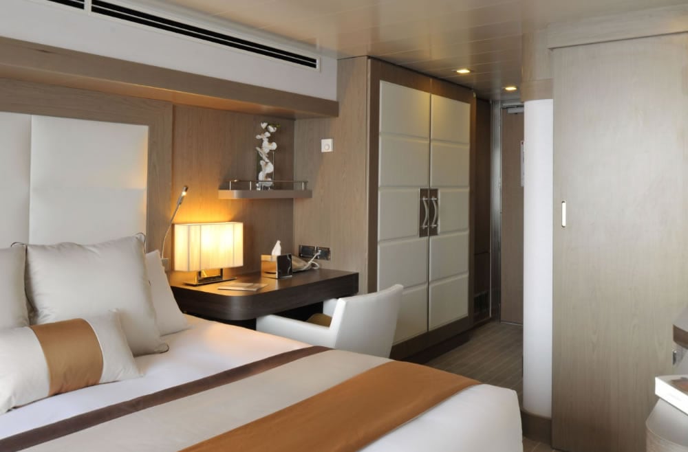 Cabine