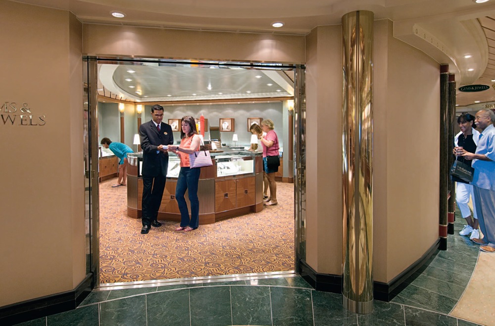Photo Enchantment of the Seas12