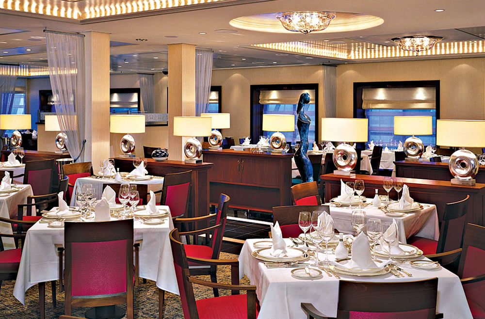 Photo Queen Mary 225