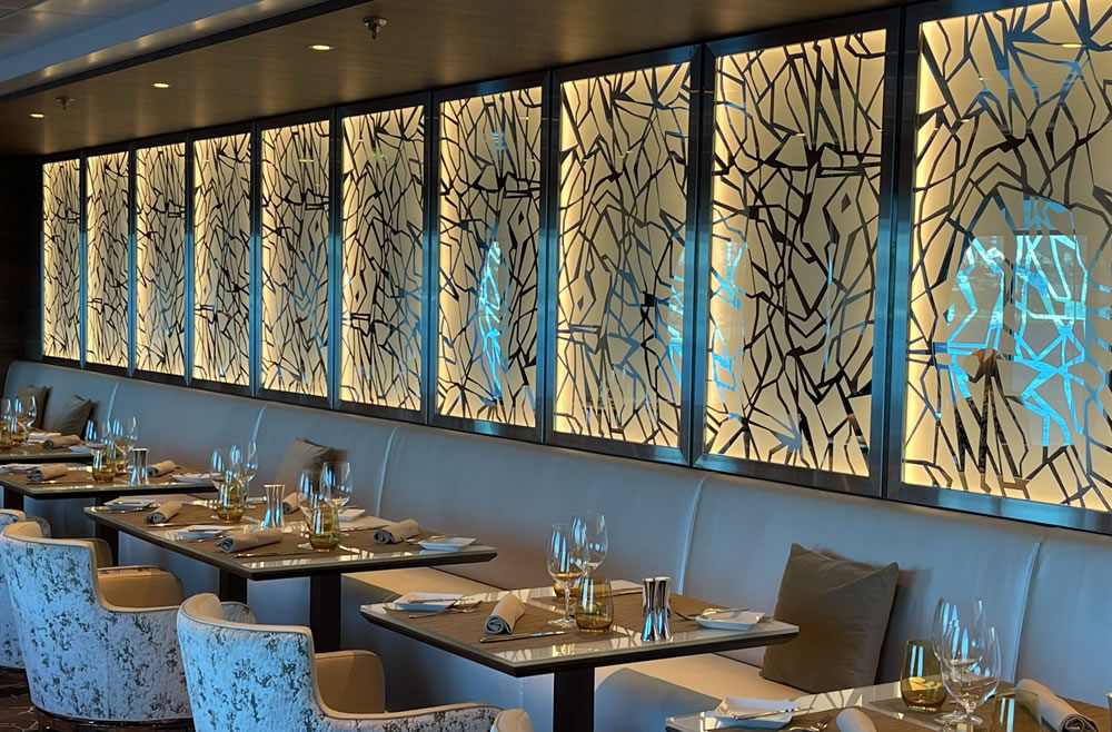 Photo Celebrity Infinity16