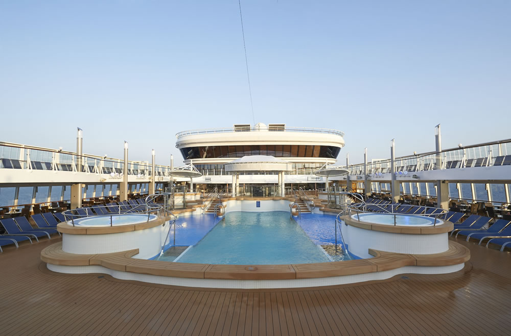 Norwegian Star piscine