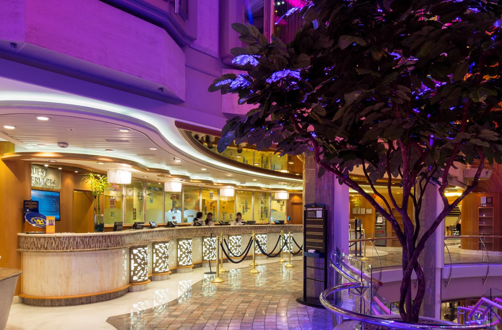 Photo Voyager of the Seas23