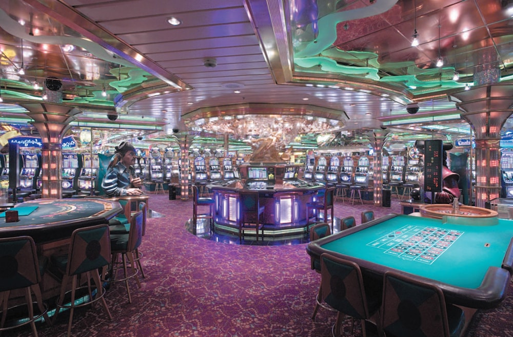 Photo Enchantment of the Seas1