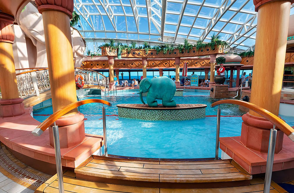 Photo Explorer of the Seas6