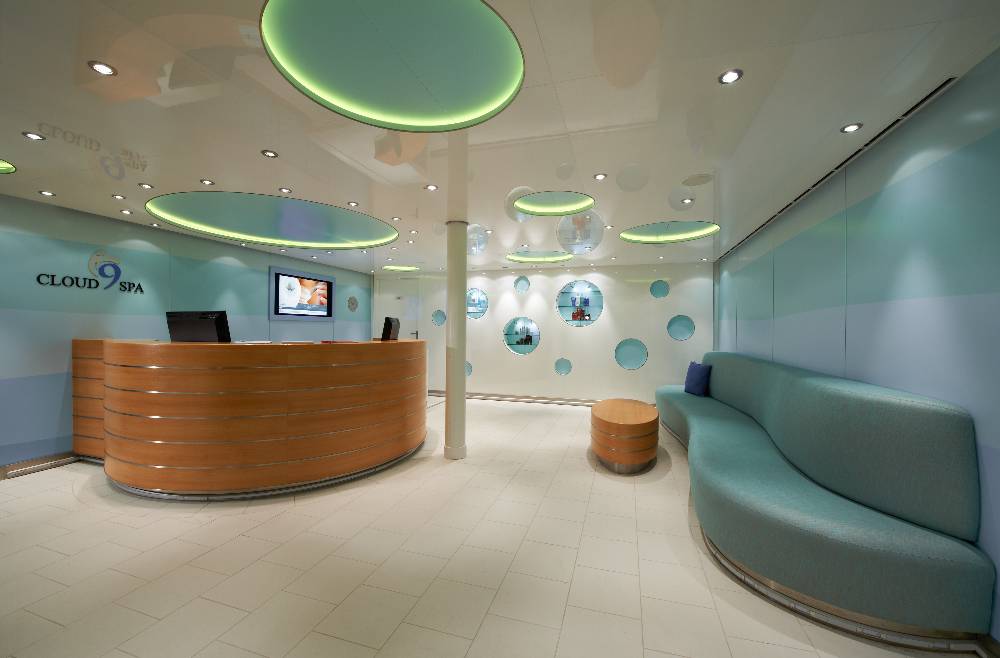 Photo Carnival Breeze13