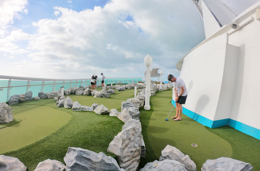 Photo Explorer of the Seas3