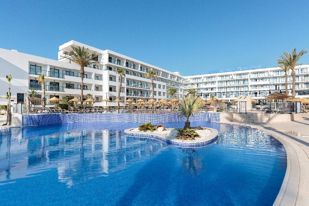 Gallery - Best Oasis Tropical