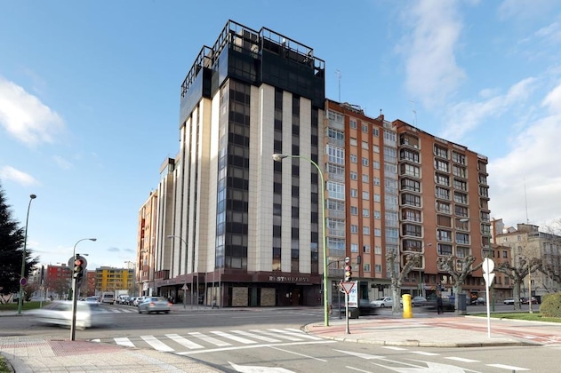 Gallery - B&B Hotel Burgos