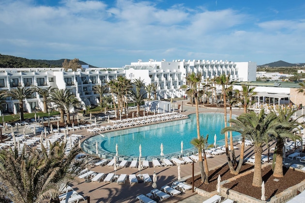 Gallery - Grand Palladium White Island Resort & Spa