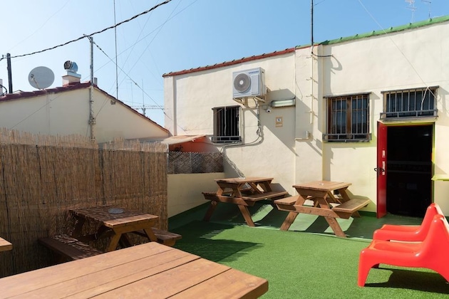 Gallery - Red Nest Hostel