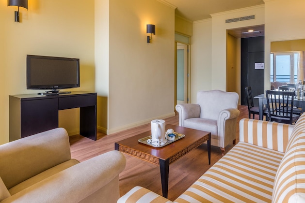 Gallery - Calheta Beach All Inclusive Savoy Signature