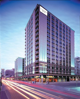 Gallery - Courtyard By Marriott Downtown Toronto