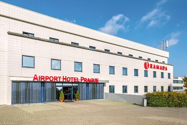 Gallery - Ramada By Wyndham Airport Prague