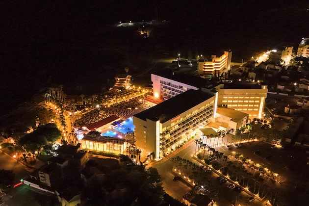 Gallery - Cavo Maris Beach Hotel