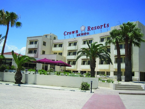 Gallery - Crown Resorts Henipa