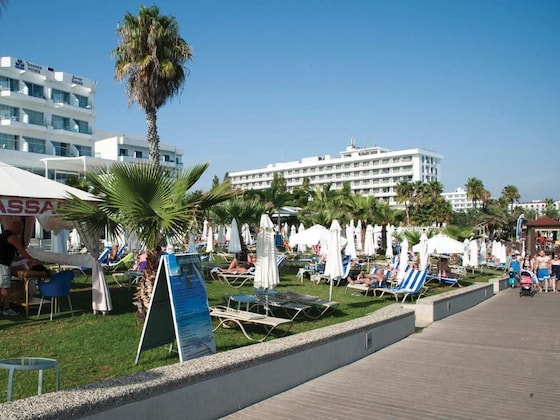 Gallery - Silver Sands Beach Hotel