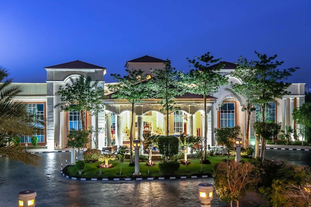 Gallery - Sultan Gardens Resort