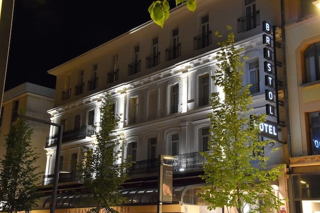 Gallery - Work From Here At Bristol Hotel