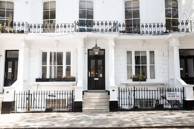 Gallery - The Princes Square Hotel