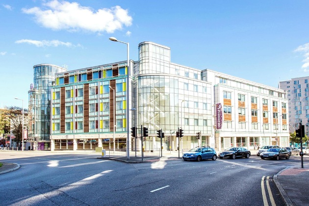 Gallery - Premier Inn Nottingham Cc (Chapel Bar)