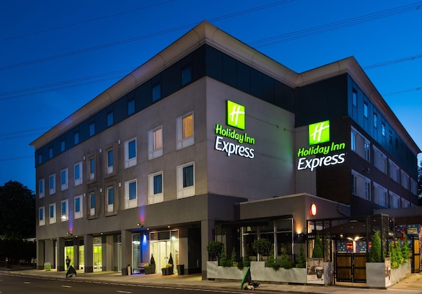 Gallery - Holiday Inn Express London - Wimbledon South By Ihg