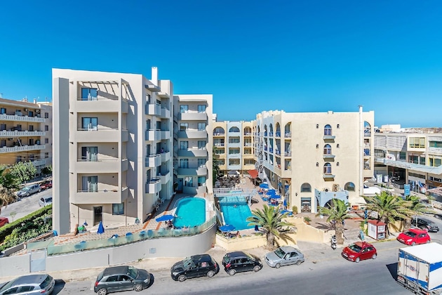 Gallery - Lefkoniko Beach