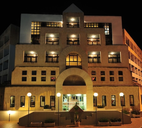Gallery - The St George Park Hotel