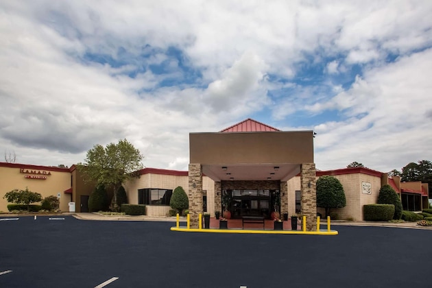 Gallery - Ramada By Wyndham Statesville