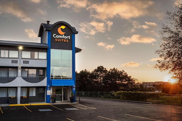 Gallery - Quality Inn & Conference Centre Kingston Central