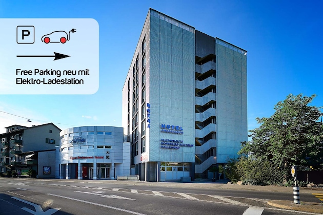 Gallery - Hotel Ambassador