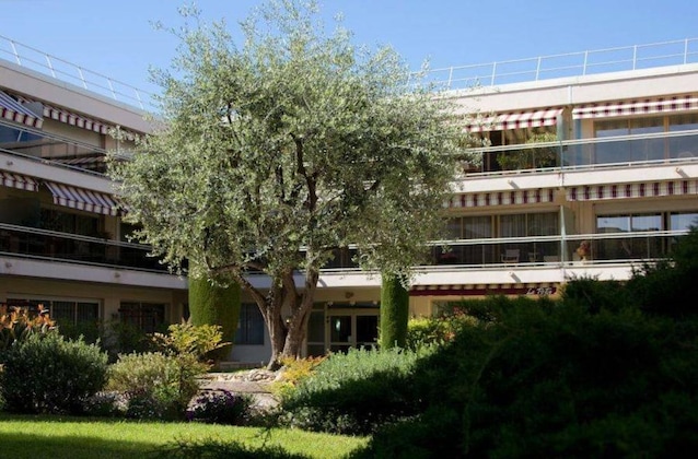 Gallery - The Originals Boutique, Hôtel Les Strélitzias, Antibes Ouest