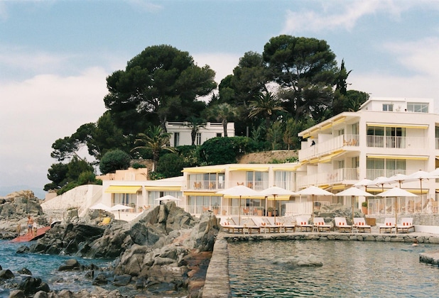 Gallery - Les Roches Rouges, A Beaumier Hotel